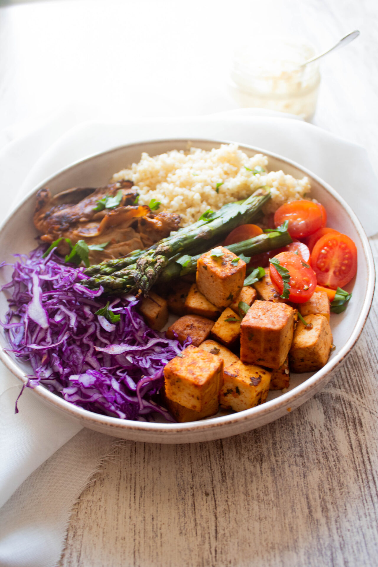 Bowl de tofu e bulgur - Cogumelo Vegetariano